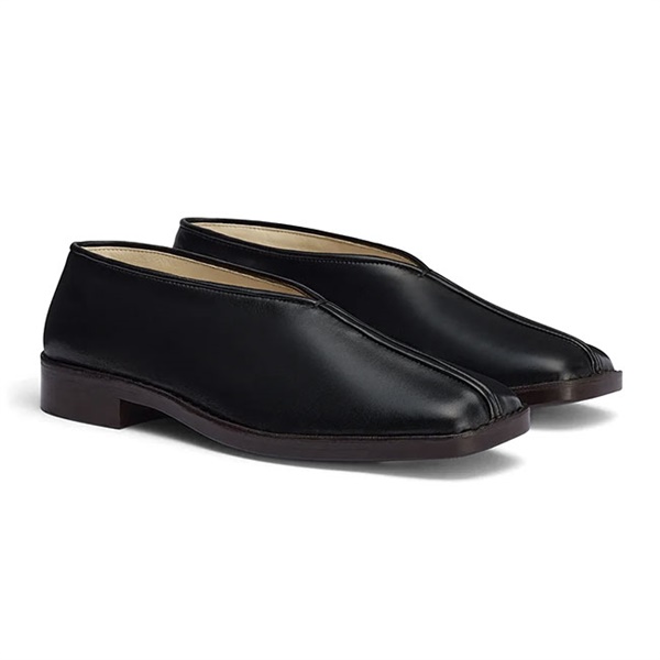 値下げ！LEMAIRE ルメール フラットシューズ39 black美品 - メルカリ