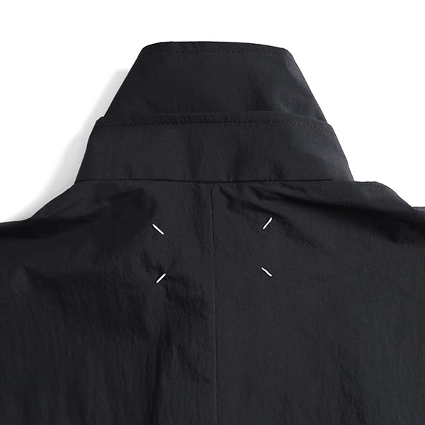 マルジェラmargiela ナイロン　トレンチコート オーバーサイズ　ブラック Maison Margiela メゾンマルジェラ ナイロン トレンチコート