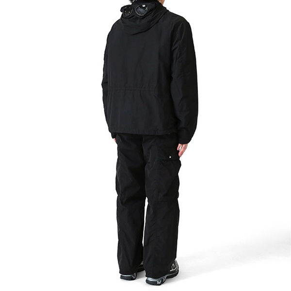 C.P. Company シーピーカンパニー ガーメントダイ フラットナイロン