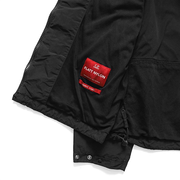 C.P. Company シーピーカンパニー ガーメントダイ フラットナイロン