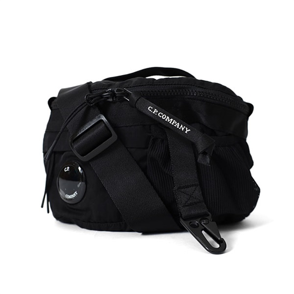 C.P. Company �V�[�s�[�J���p�j�[ �K�[�����g�_�C �i�C����B �E�G�X�g�o�b�O 20CMAC043A **