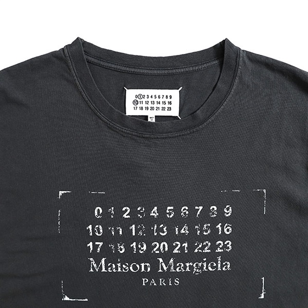 国内発送 Maison Margiela スタンプロゴ Tシャツ Maison Margiela メゾンマルジェラ スタンプロゴ Tシャツ