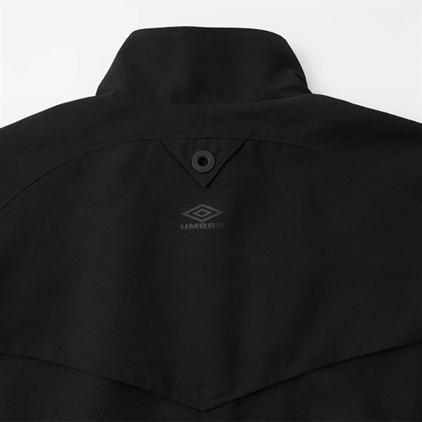 White Mountaineering × UMBRO ホワイトマウンテニアリング