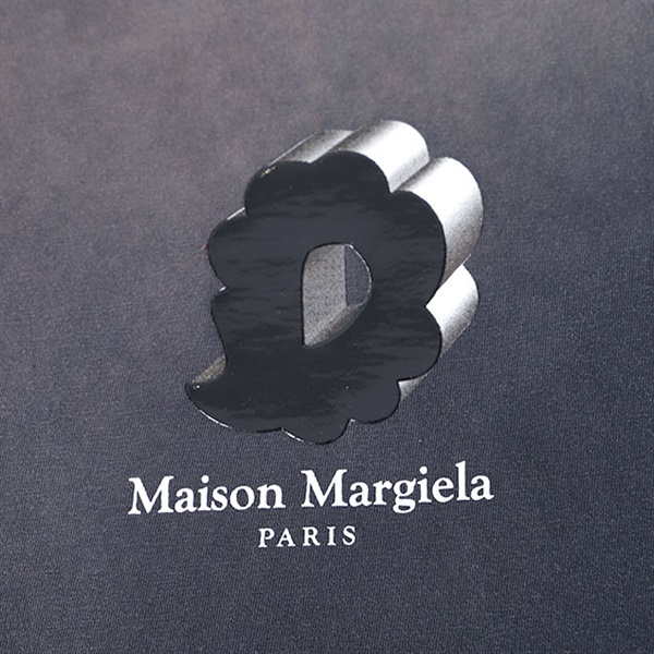 MAISON MARGIELA ホワイト　オーバーサイズ　ロゴタイプ　Tシャツ