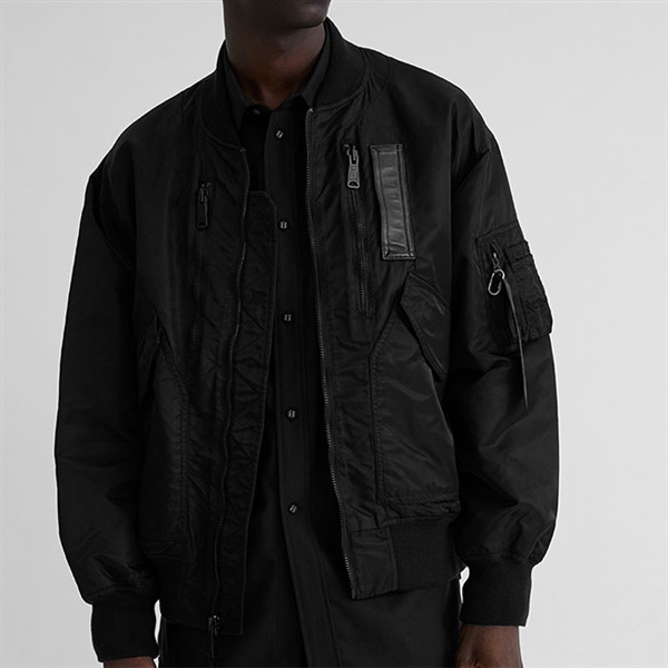 WhiteMountaineering フライトジャケット サイズ2 White Mountaineering × ALPHA INDUSTRIES ホワイトマウンテニアリング