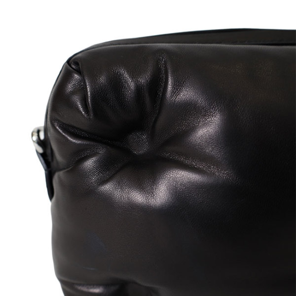 【即購入OK】メゾンマルジェラ グラムスラム ボディバッグ 黒 Maison Margiela（メゾンマルジェラ） ボディバッグ Glam Slam グラム