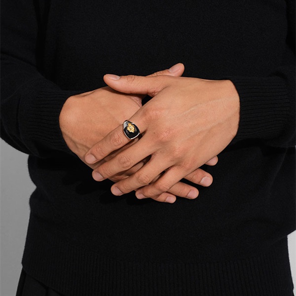 伊*藤様 TOM WOOD MIned Ring Large Diamond 伊*藤様 TOM WOOD MIned Ring Large Diamond Mined Ring Large Diamond