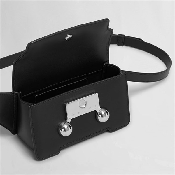 MARNI グレインカーフレザーJULTETTE クロスボディバッグ ブラック 楽天市場】【9/10-0時～最大2万円OFFクーポン配布中】MARNI