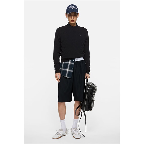 希少　アクネストゥディオズ　Acne Studios　フェイスロゴ　セーター　M Acne Studios - Face Logo Sweater | HBX