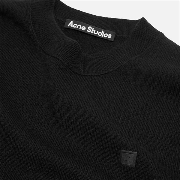 Acne Studios アクネストゥディオズ ヤクウール Faceロゴ クルーネック