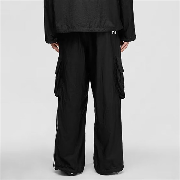 Y-3 ワイスリー ルーズフィット ワイヤード スリーストライプス