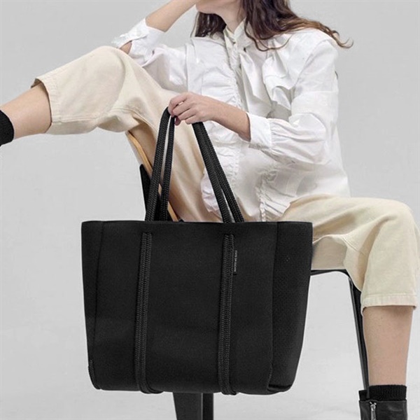 日本未入荷！City East West tote ステートオブエスケープ-