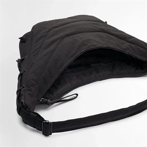 LEMAIRE ルメール MEDIUM SOFT GAME BAG ミディアム ソフト LEMAIRE ルメール MEDIUM SOFT GAME BAG ミディアム ソフト