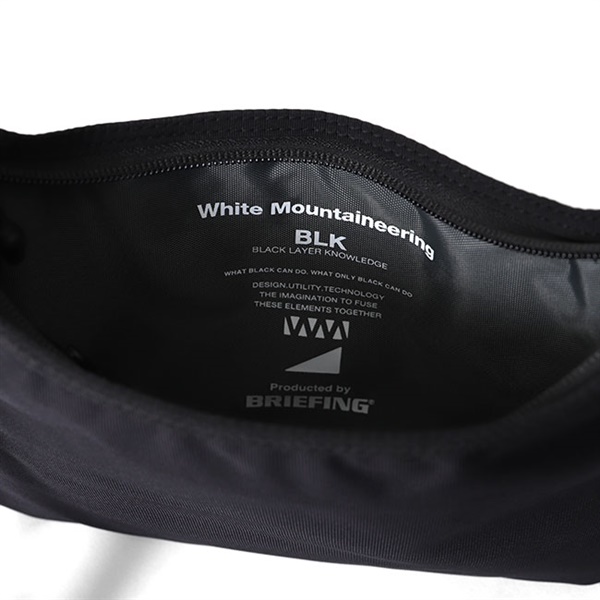 White Moutnaineering BLK x BRIEFING ホワイトマウンテニアリング ブリーフィング コラボ サコッシュ  ショルダーバッグ BK2371801