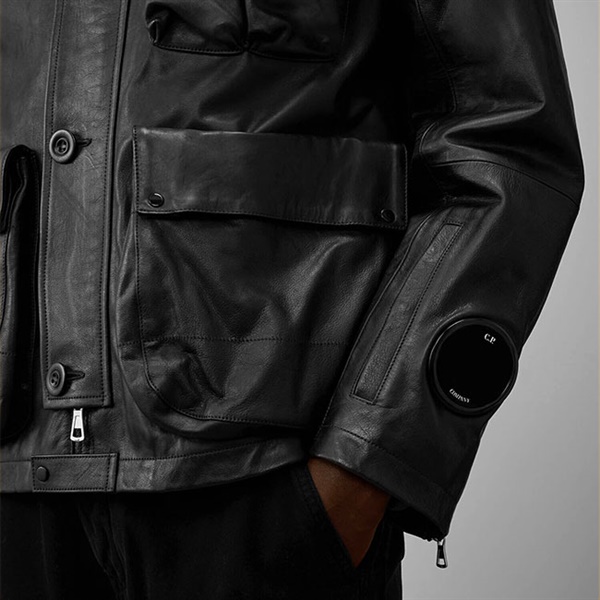 C.P. Company シーピーカンパニー ミリタリー レザージャケット