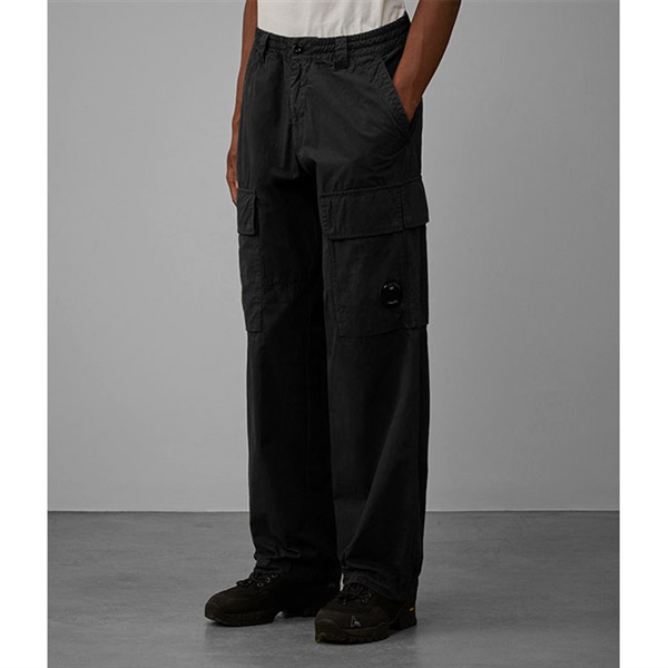 C.P. Company シーピーカンパニー ボクシー カーゴパンツ 19CMPA066A