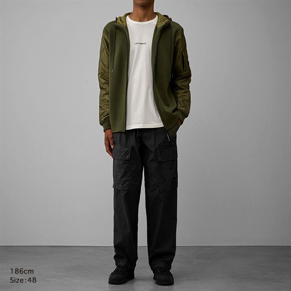 C.P. Company シーピーカンパニー ボクシー カーゴパンツ 19CMPA066A