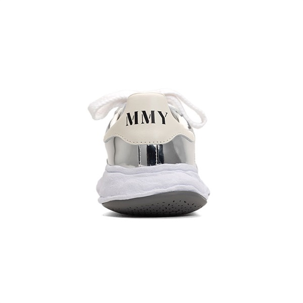 ホワイトレザー スニーカー 23.5 mal. rerere ☆ メメ様☆ ホワイト