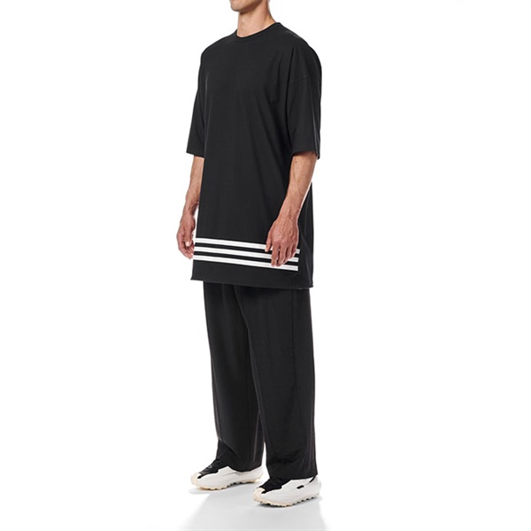 Y-3 ワイスリー オーバーサイズ 3ストライプ バックロゴ Tシャツ HG6089