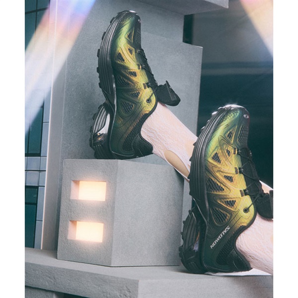 salomon WHISPER スニーカー　24.5 XT-WHISPER | スニーカー – サロモン公式オンラインストア