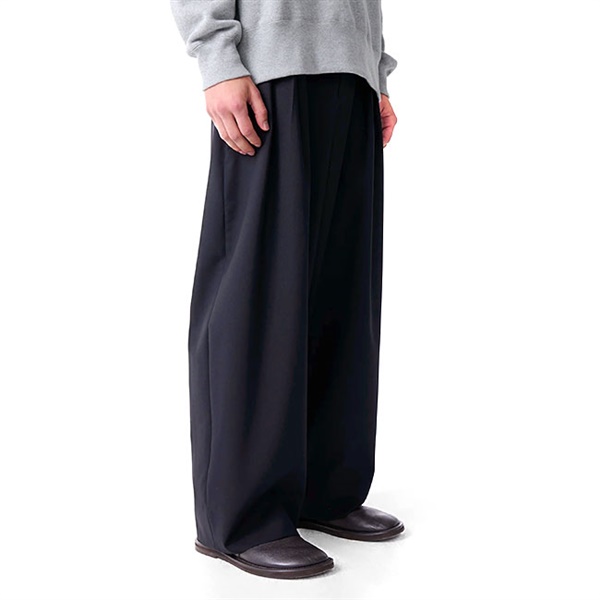 STUDIO NICHOLSON X^WIjR\ LINE DOUBLE PLEAT VOLUME PANT _uv[c {[pc LINE SNM-1185