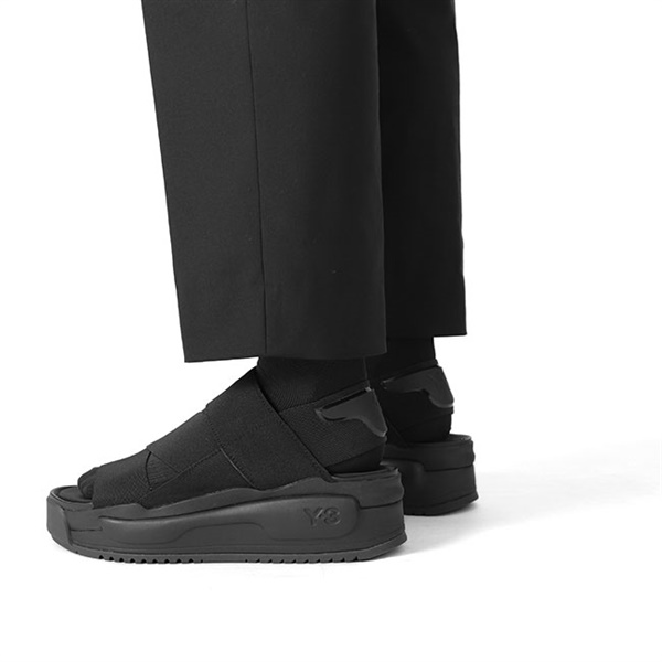 Y-3 ワイスリー ライバルリー プラットフォーム ストラップサンダル